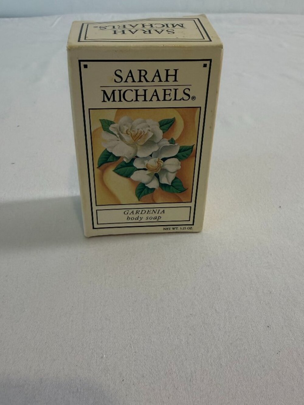 Vintage Sarah Michaels Gardenia Body Soap 3.25 oz NOS New in Box Bath Gift Rare